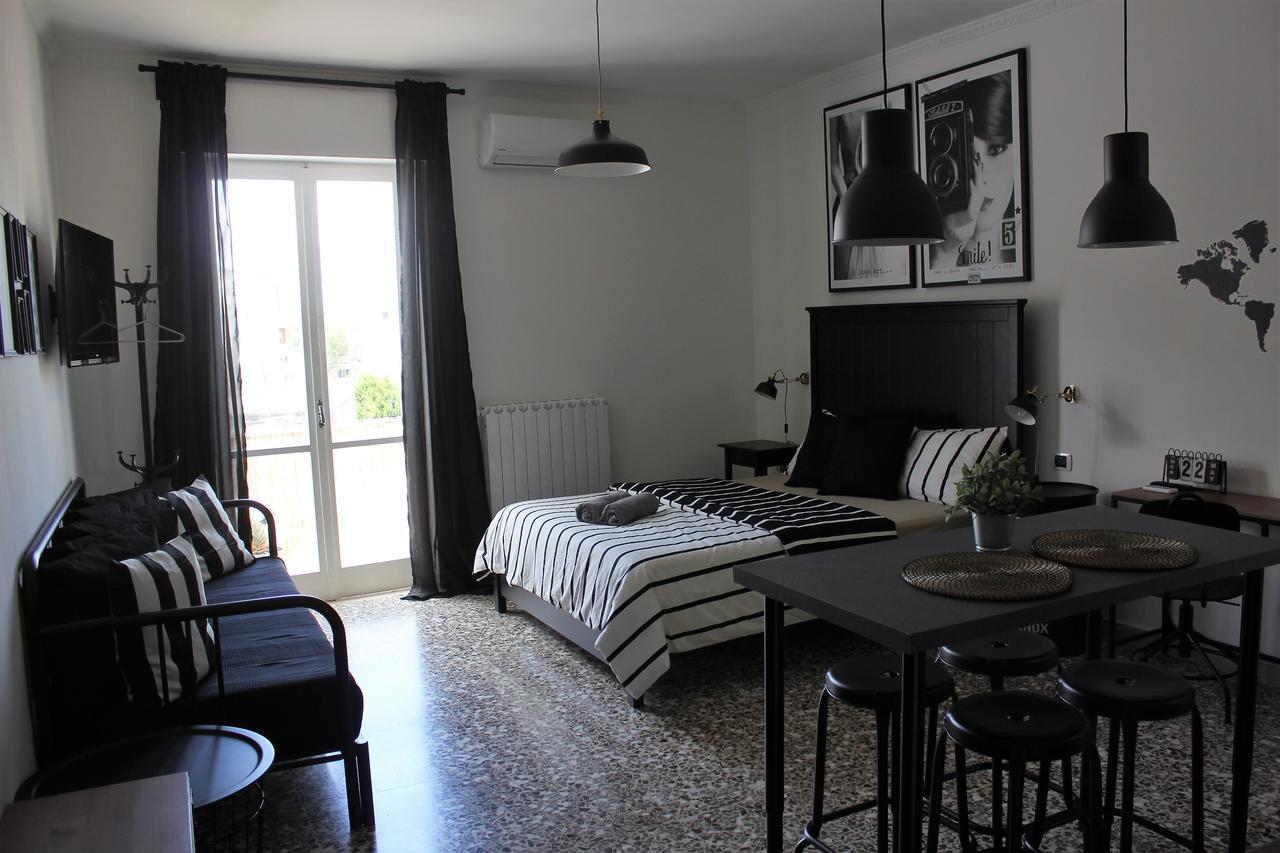 Wanderlust Lecce Exterior foto